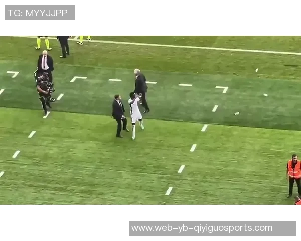 维尼修斯团队指责媒体恶意报道致球迷嘘声影响续约谈判